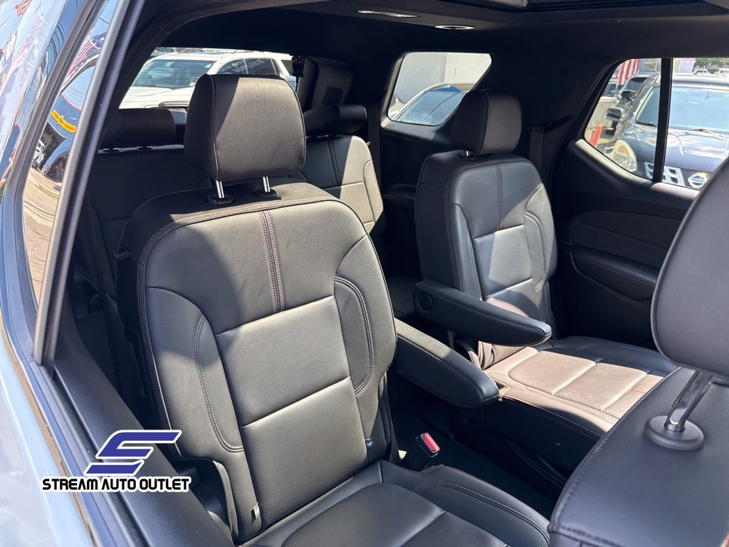 2023 Chevrolet Traverse RS photo 14