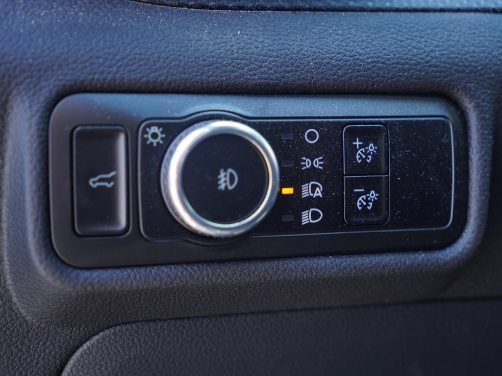 2024 Ford Explorer ST photo 12