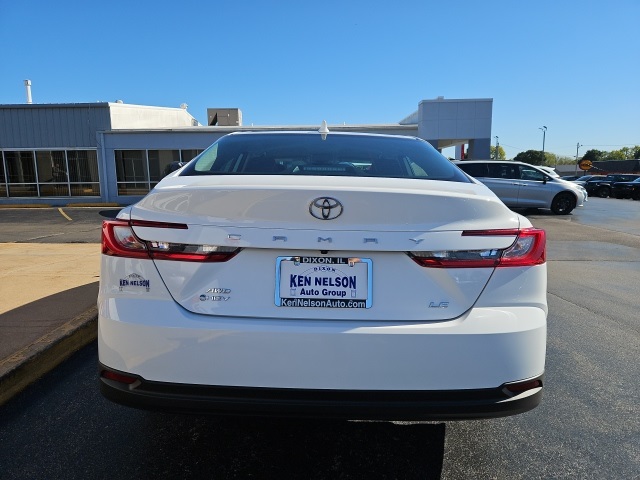 2026 Toyota Camry LE photo 4