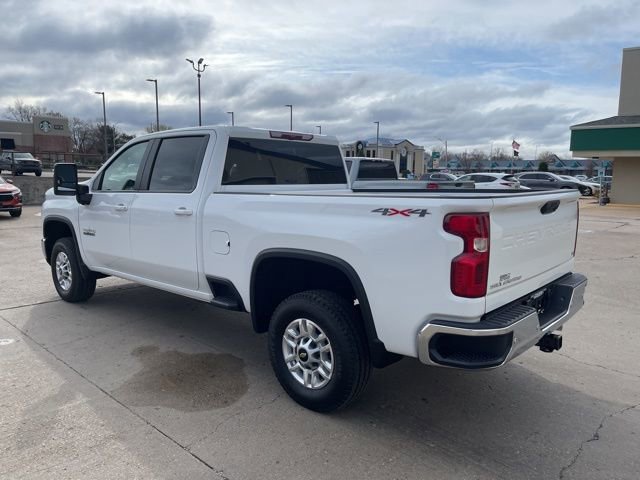2025 Chevrolet Silverado 2500HD LT photo 3