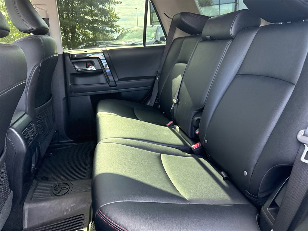 2023 Toyota 4Runner TRD Off-Road photo 31