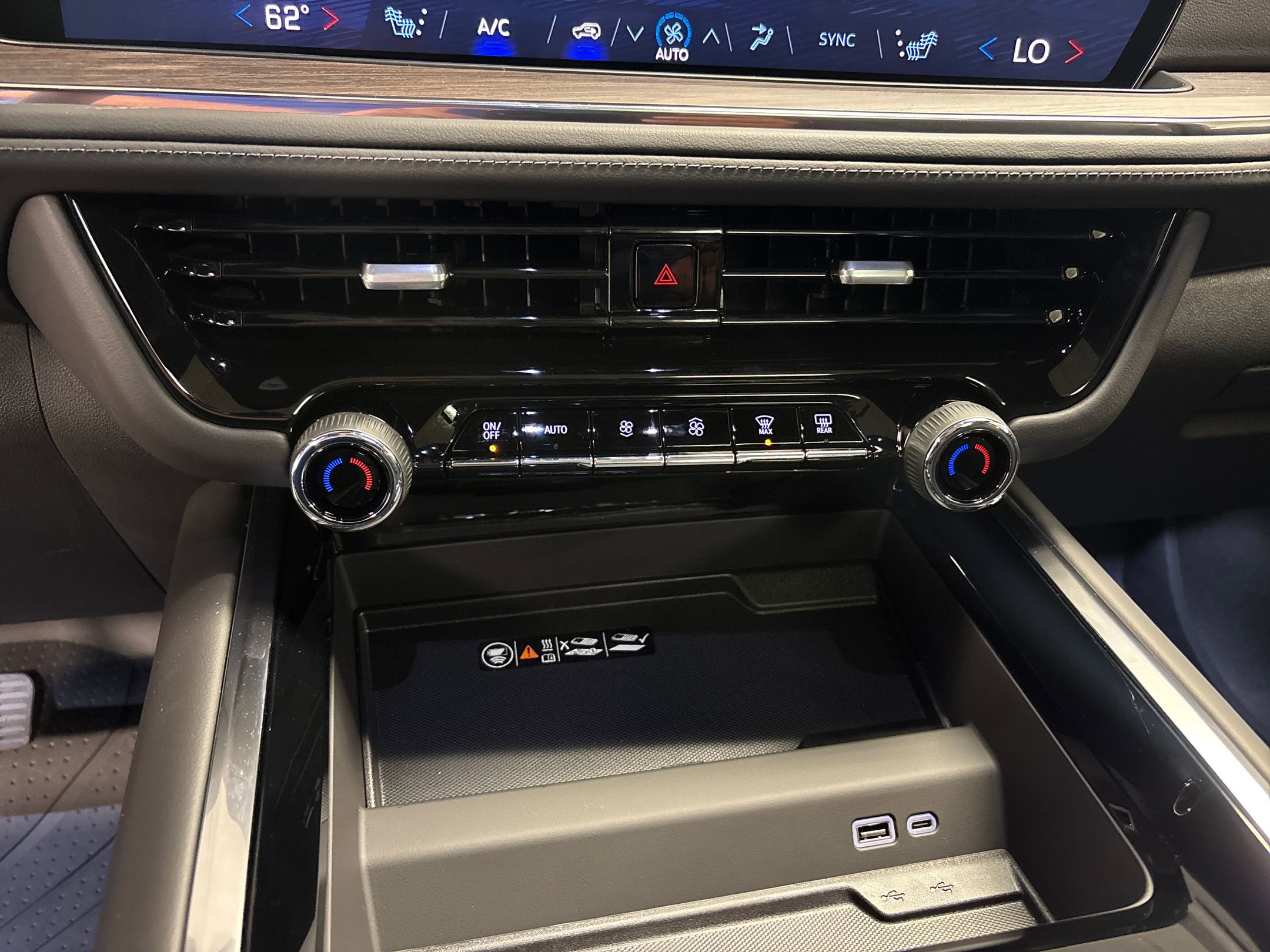 2025 Chevrolet Tahoe LT photo 30