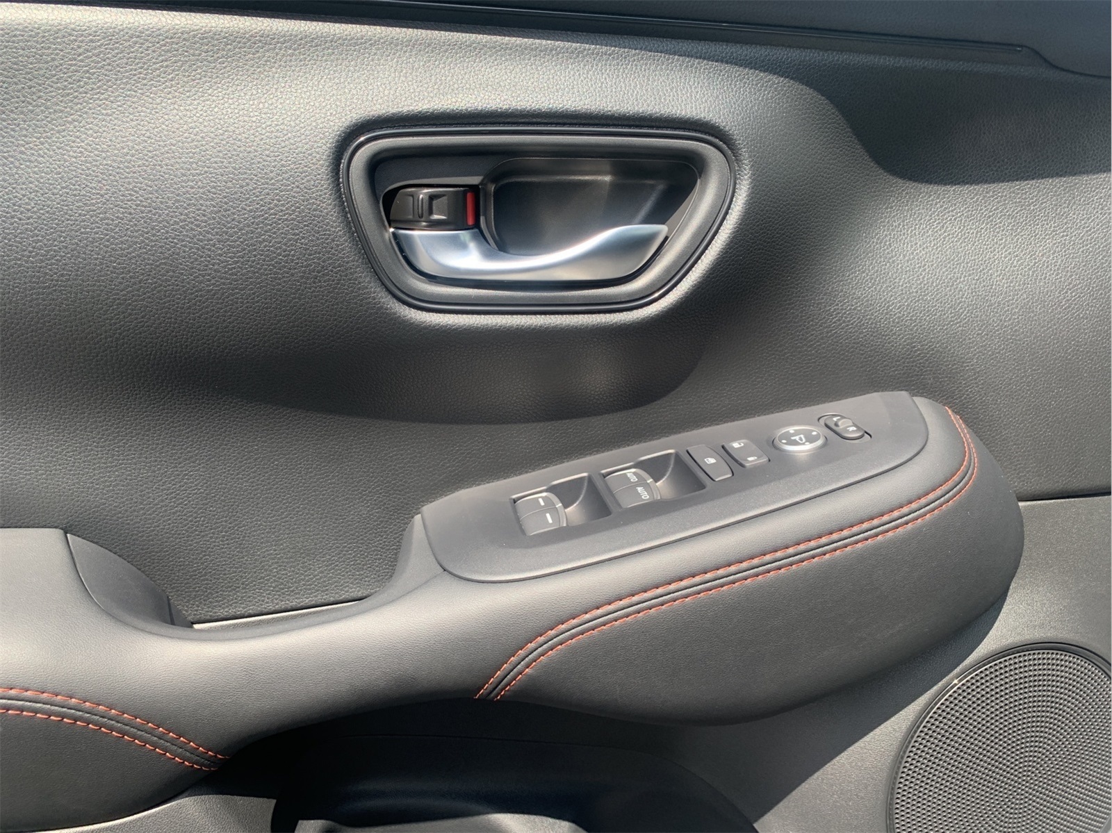 2026 Honda HR-V Sport photo 12