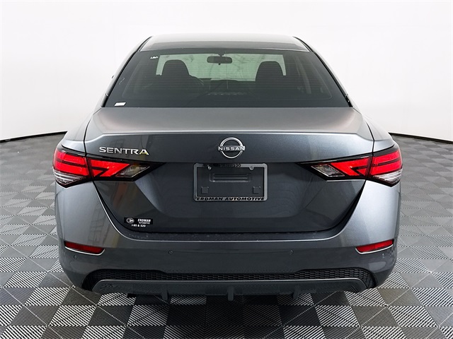 2025 Nissan Sentra S photo 17