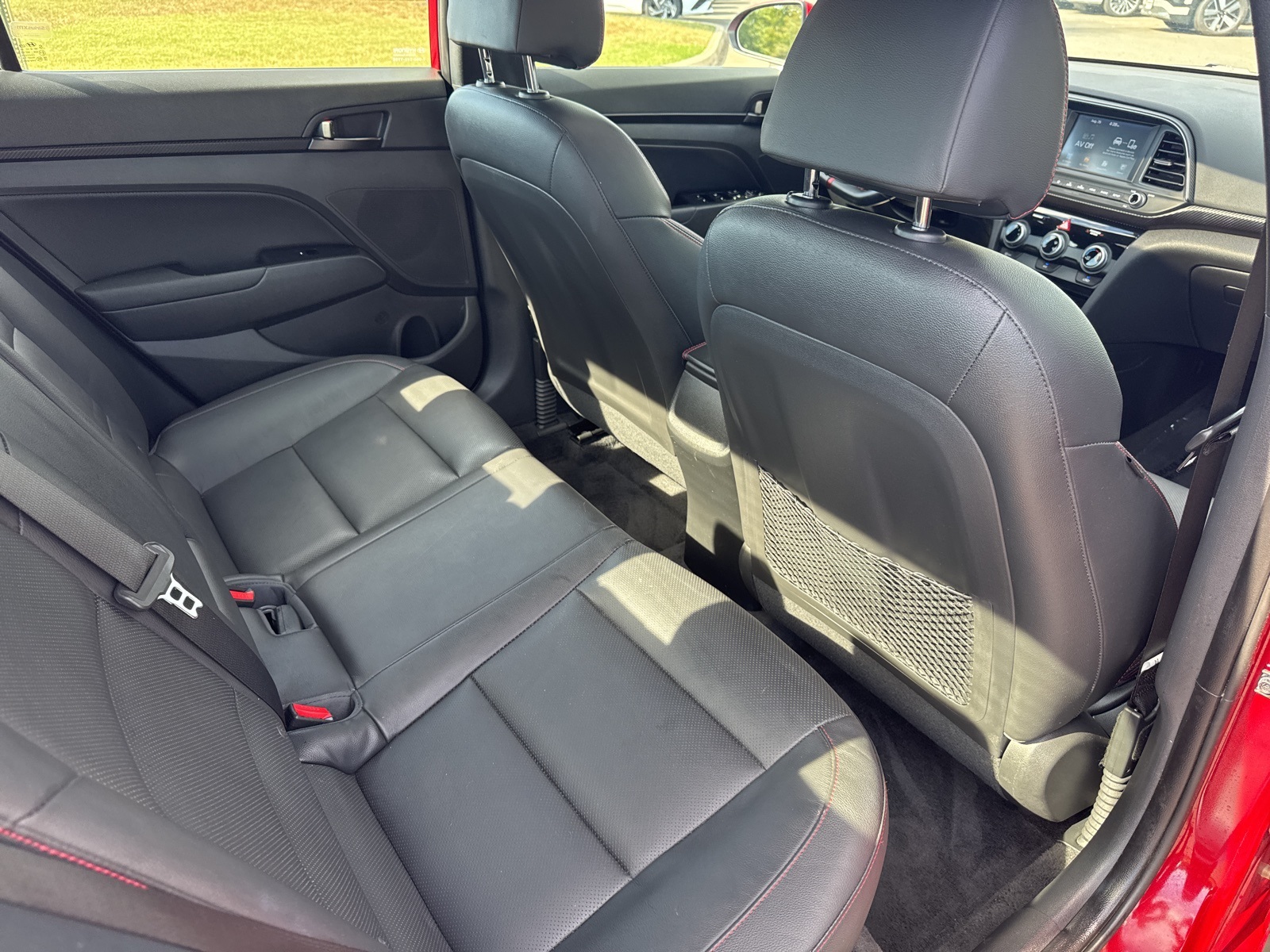 2019 Hyundai Elantra Sport photo 12