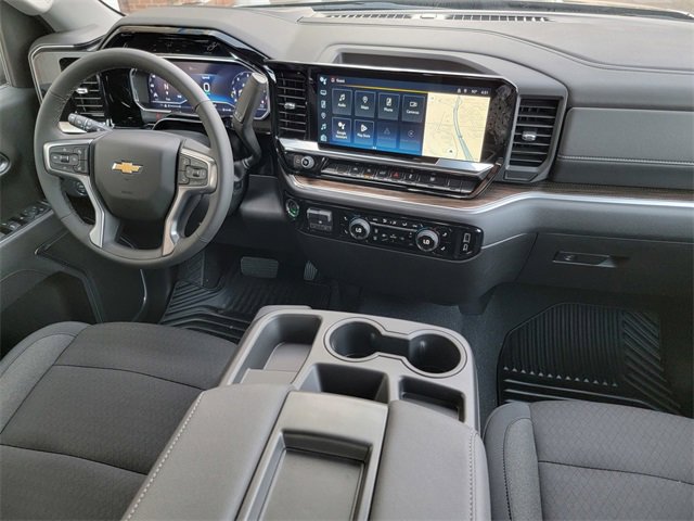 2025 Chevrolet Silverado 1500 LT photo 30