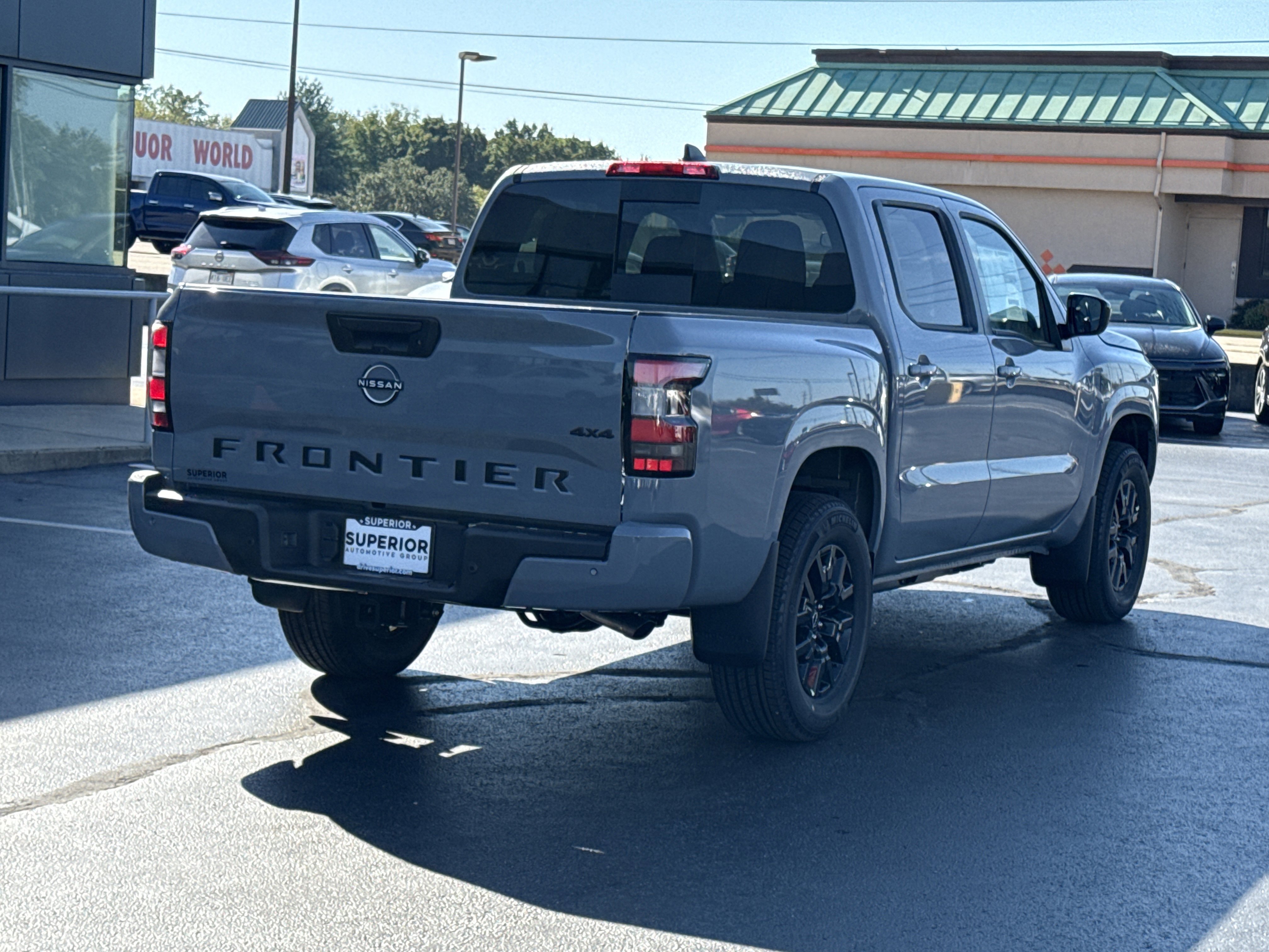 2026 Nissan Frontier Crew Cab SV photo 2
