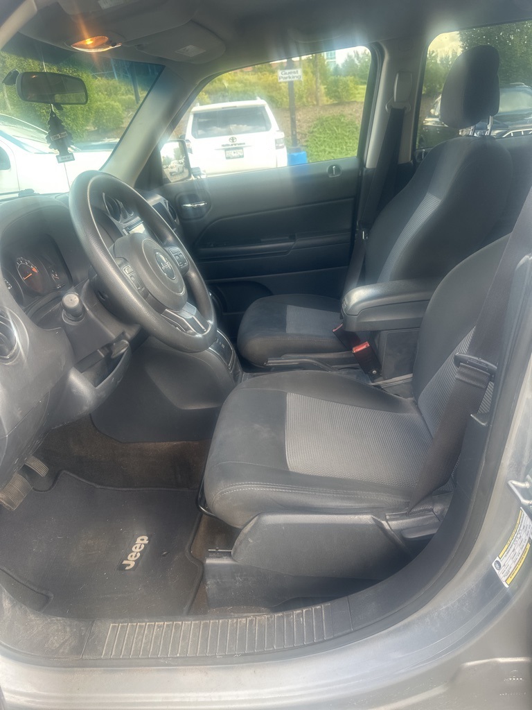 2015 Jeep Patriot Sport photo 3
