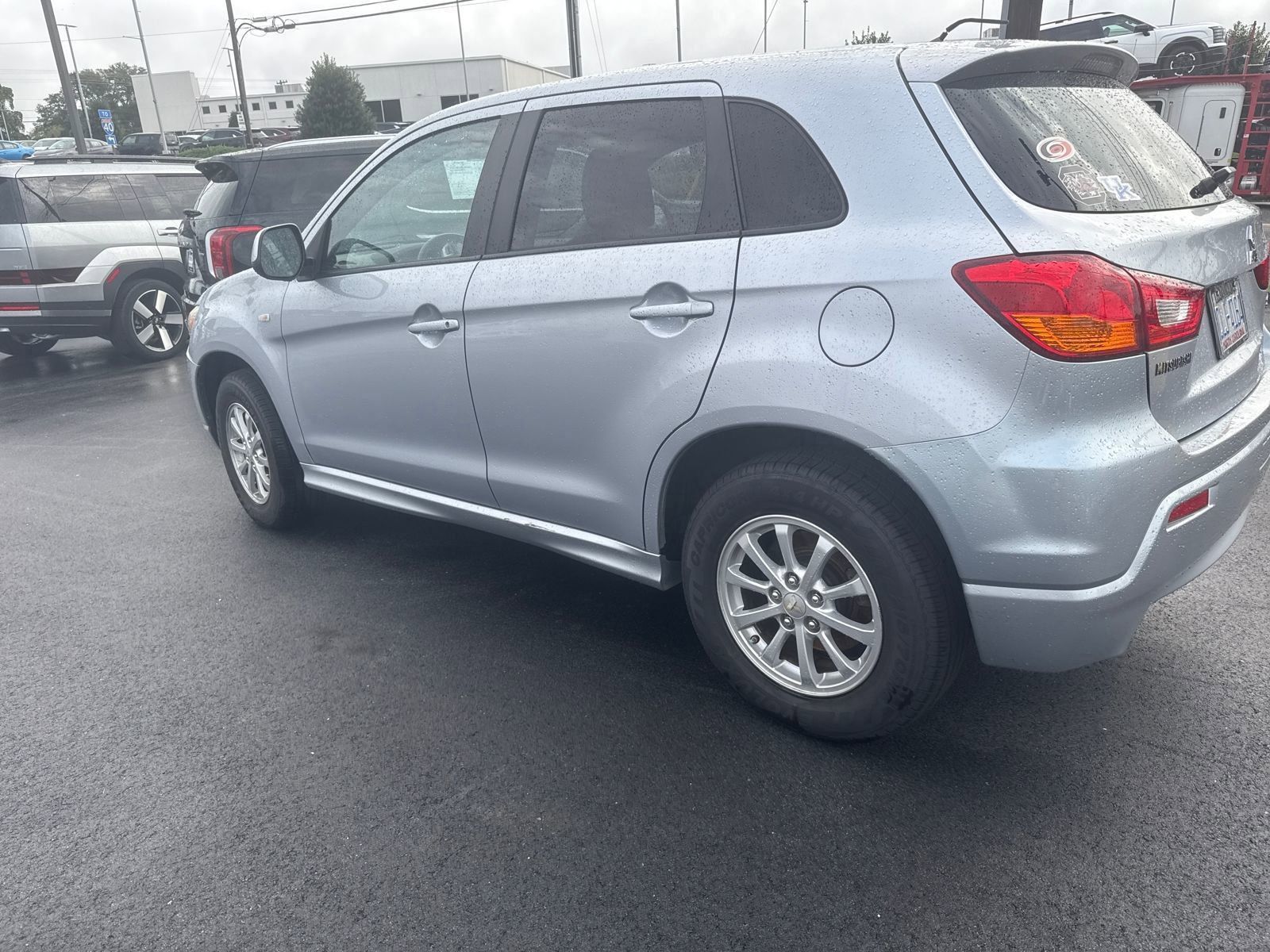 2012 Mitsubishi Outlander Sport ES photo 6