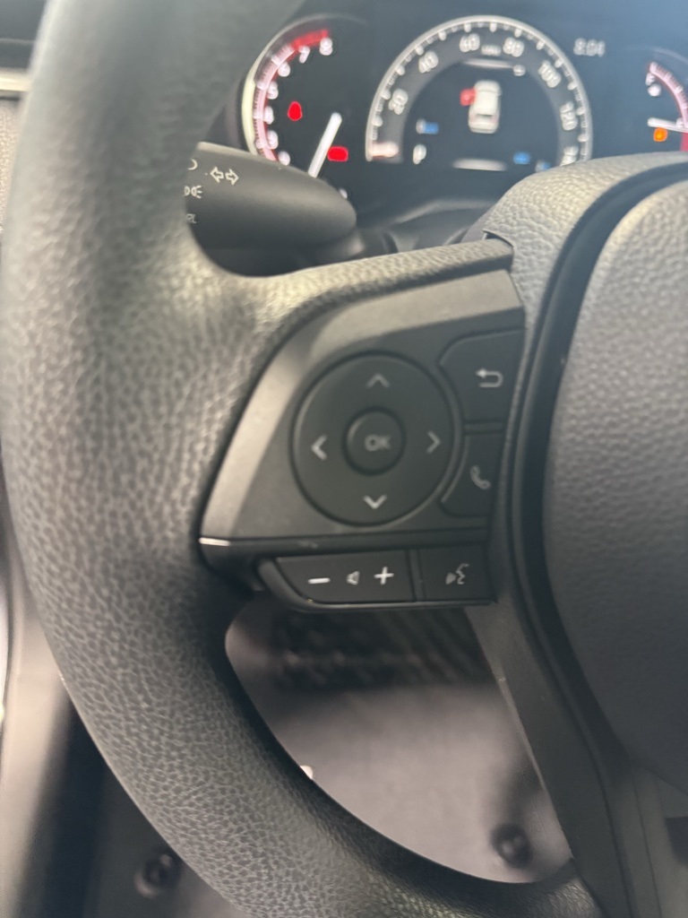 2025 Toyota RAV4 LE photo 27