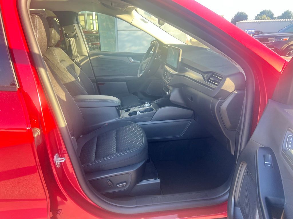2026 Ford Escape Active photo 29