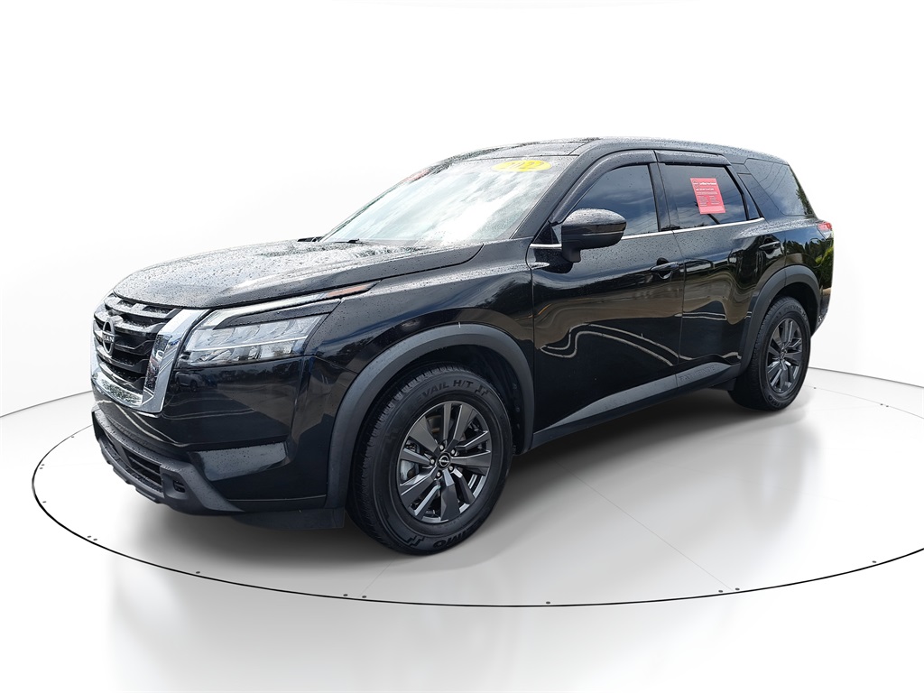 2022 Nissan Pathfinder S photo 4