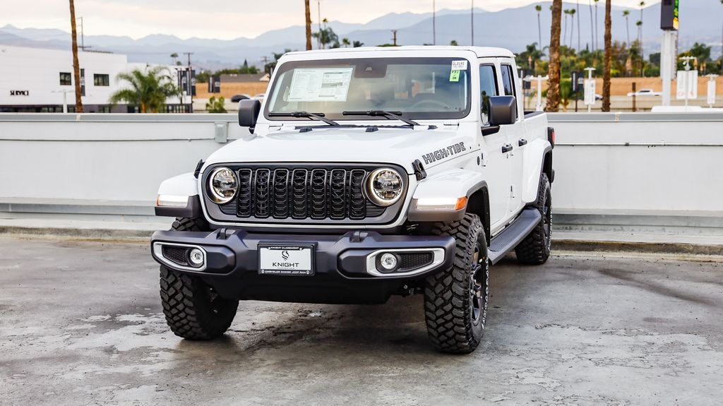 2025 Jeep Gladiator Sport photo 4