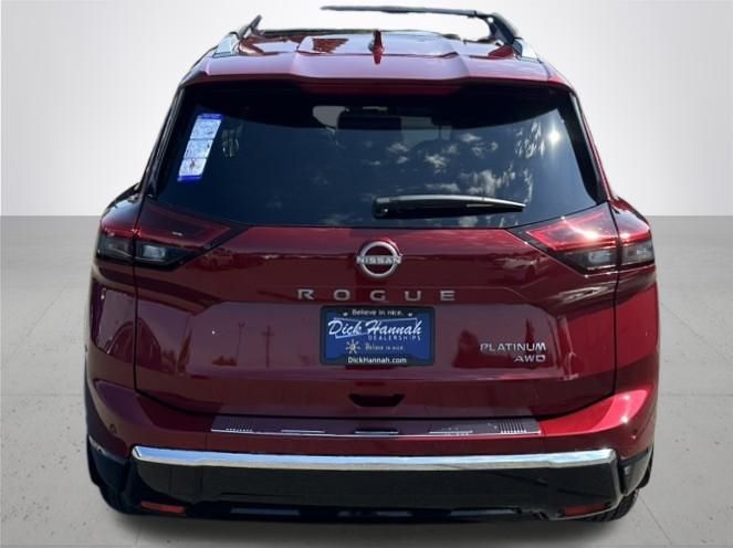 2026 Nissan Rogue Platinum photo 8