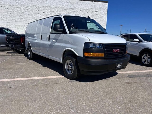 2025 GMC Savana Cargo Work Van's photo