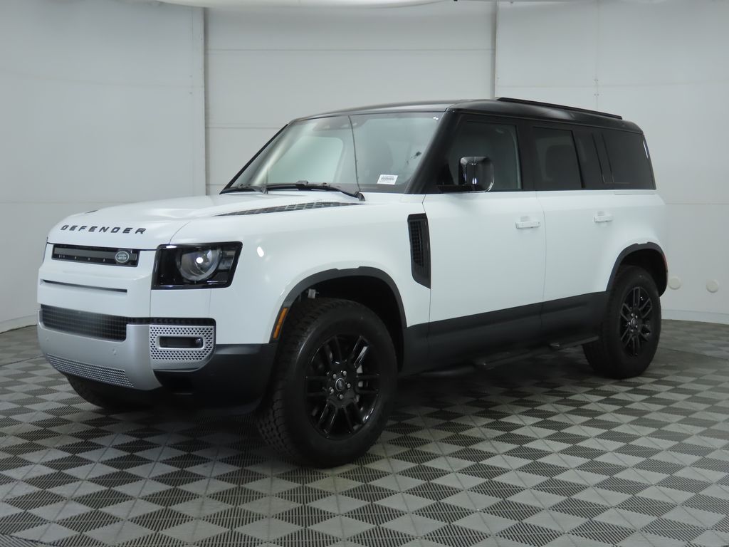 2025 Land Rover Defender S's photo