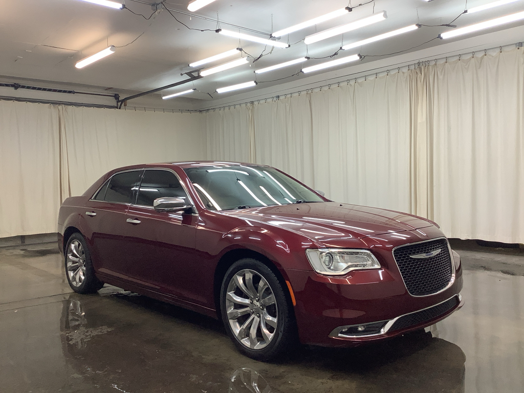 2018 Chrysler 300 Limited photo 3