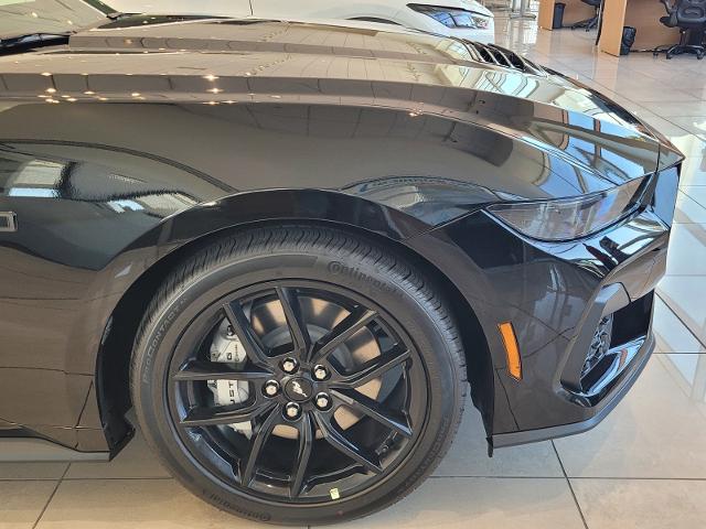 2025 Ford Mustang GT Premium photo 3