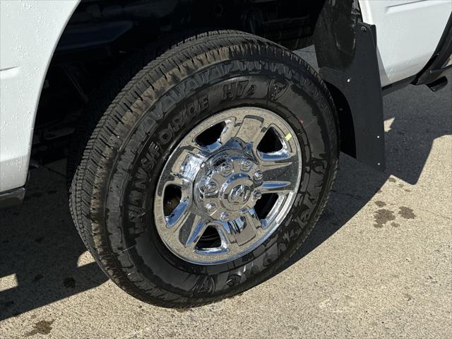 2025 Ram 2500 Tradesman photo 18