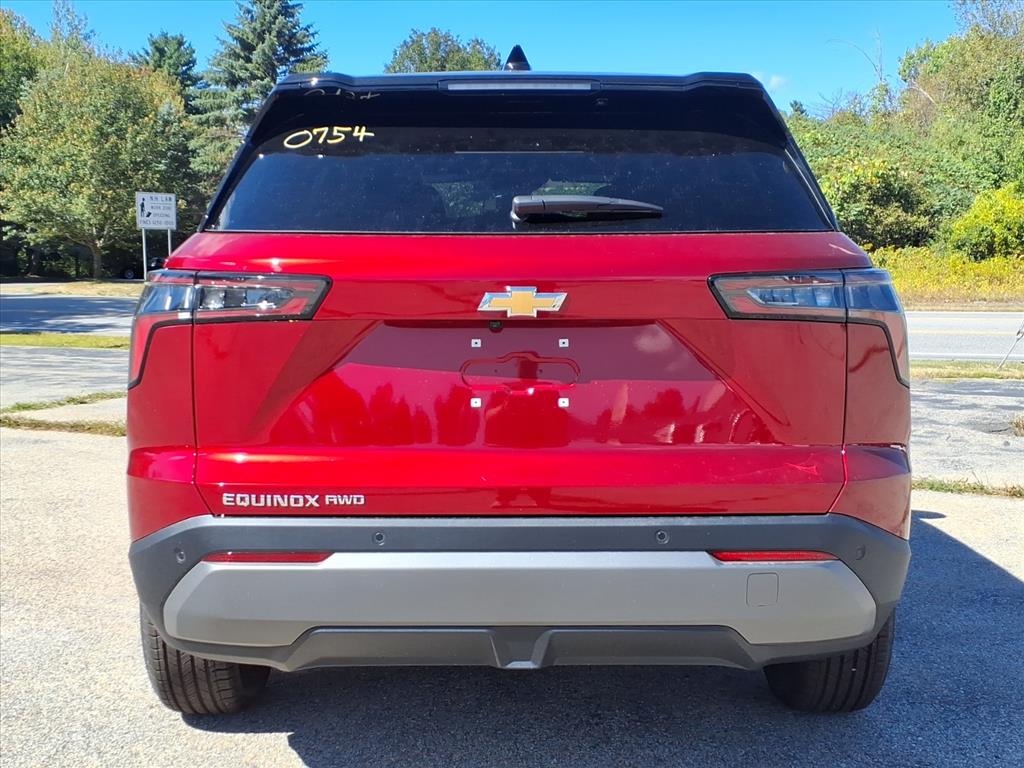 2026 Chevrolet Equinox LT photo 3