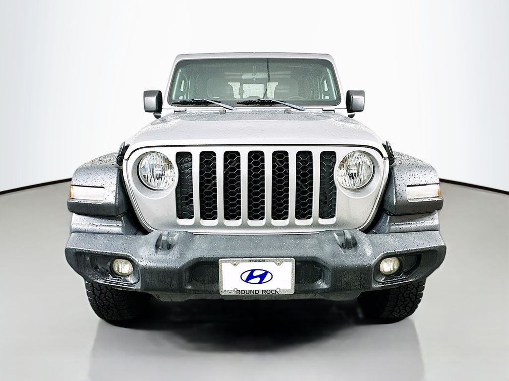 2020 Jeep Gladiator Sport photo 2