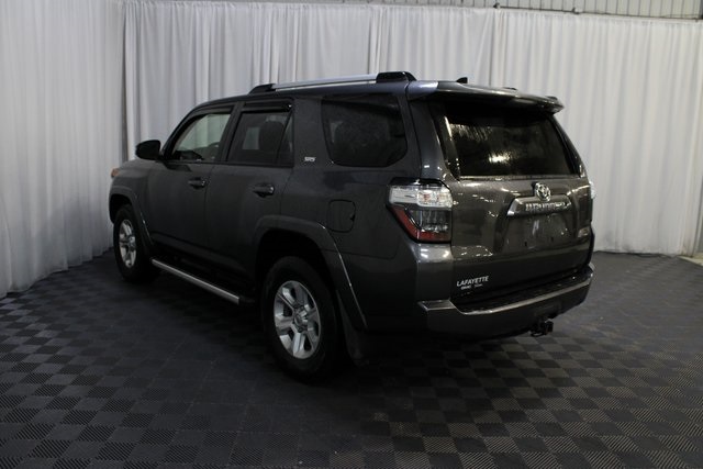 2021 Toyota 4Runner SR5 photo 4