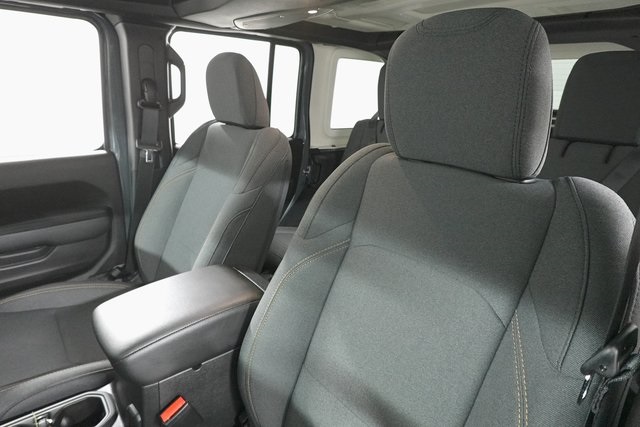 2025 Jeep Wrangler Sport S photo 12