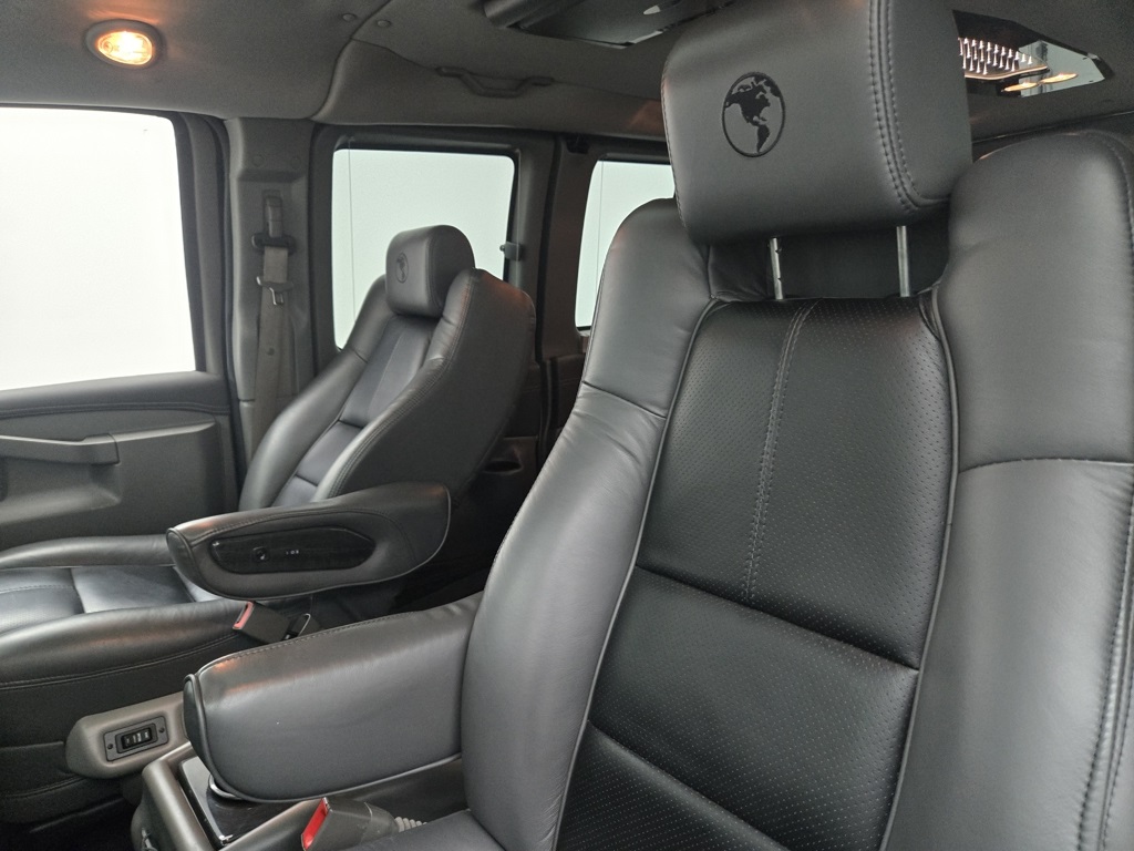2019 Chevrolet Express Conversion Van photo 11