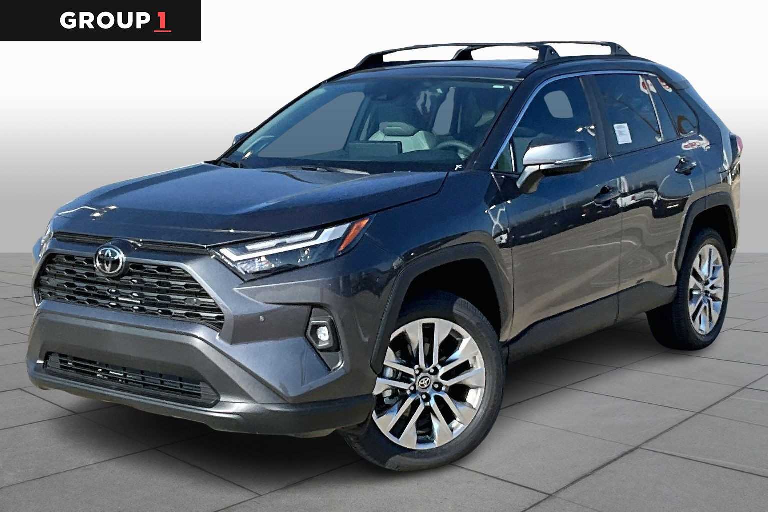 2025 Toyota RAV4 XLE Premium's photo