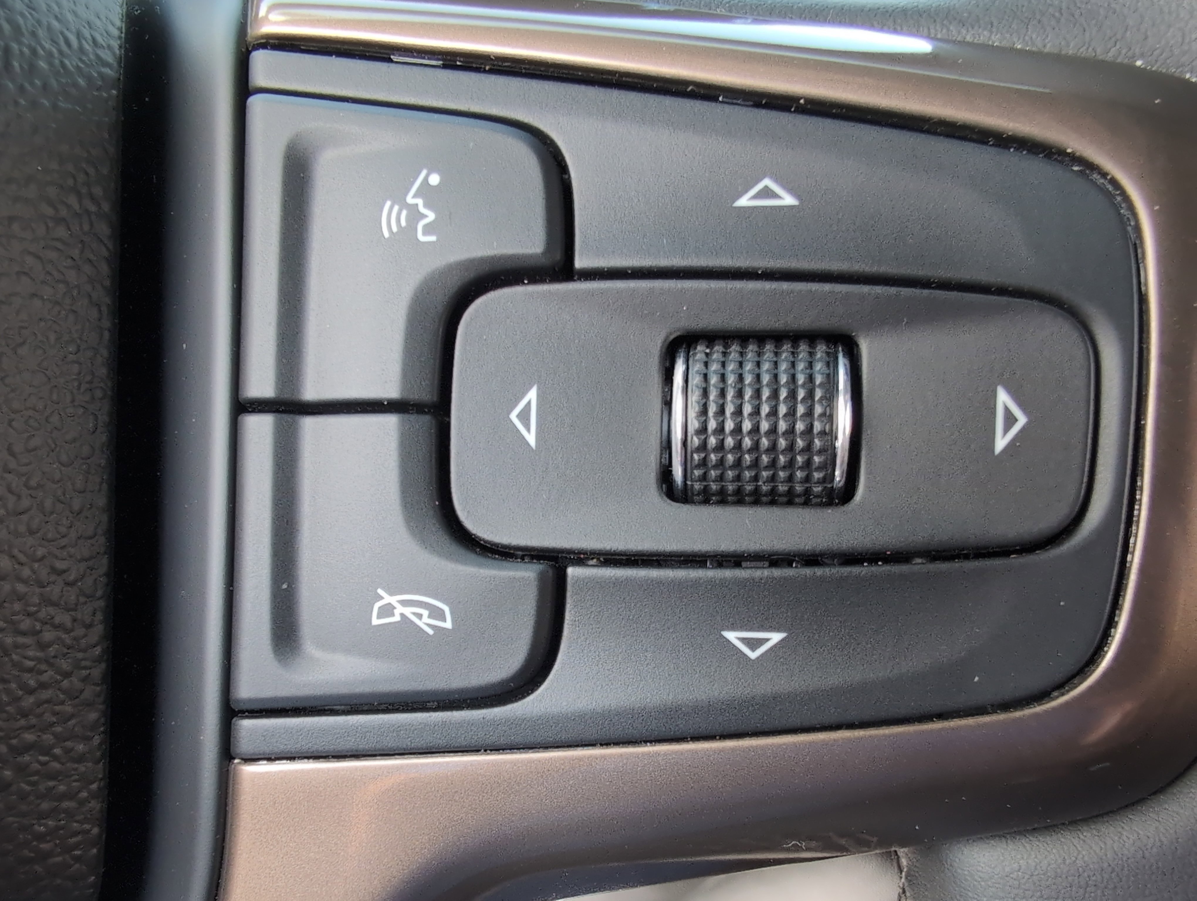2024 Chevrolet Tahoe High Country photo 15