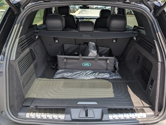 2025 Land Rover Range Rover Sport SE photo 25