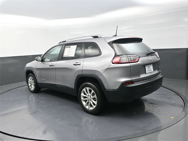 2020 Jeep Cherokee Latitude photo 2