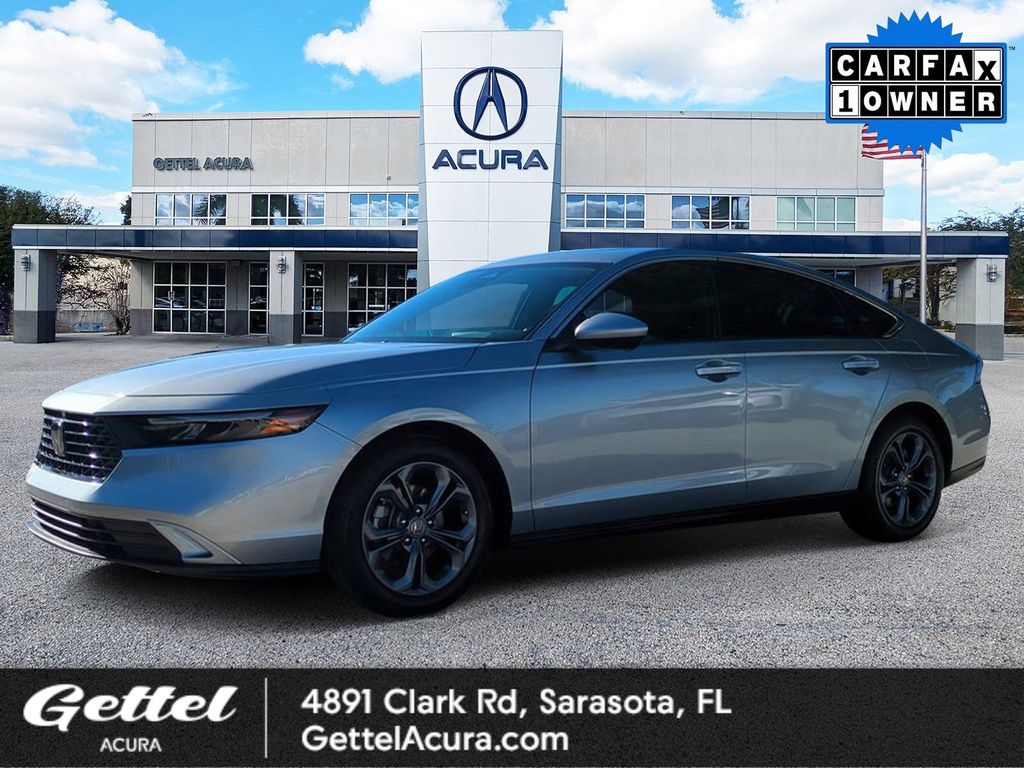 2023 Honda Accord EX's photo