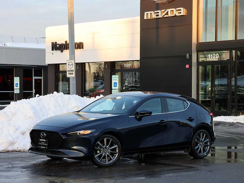 2023 Mazda Mazda3 Select's photo