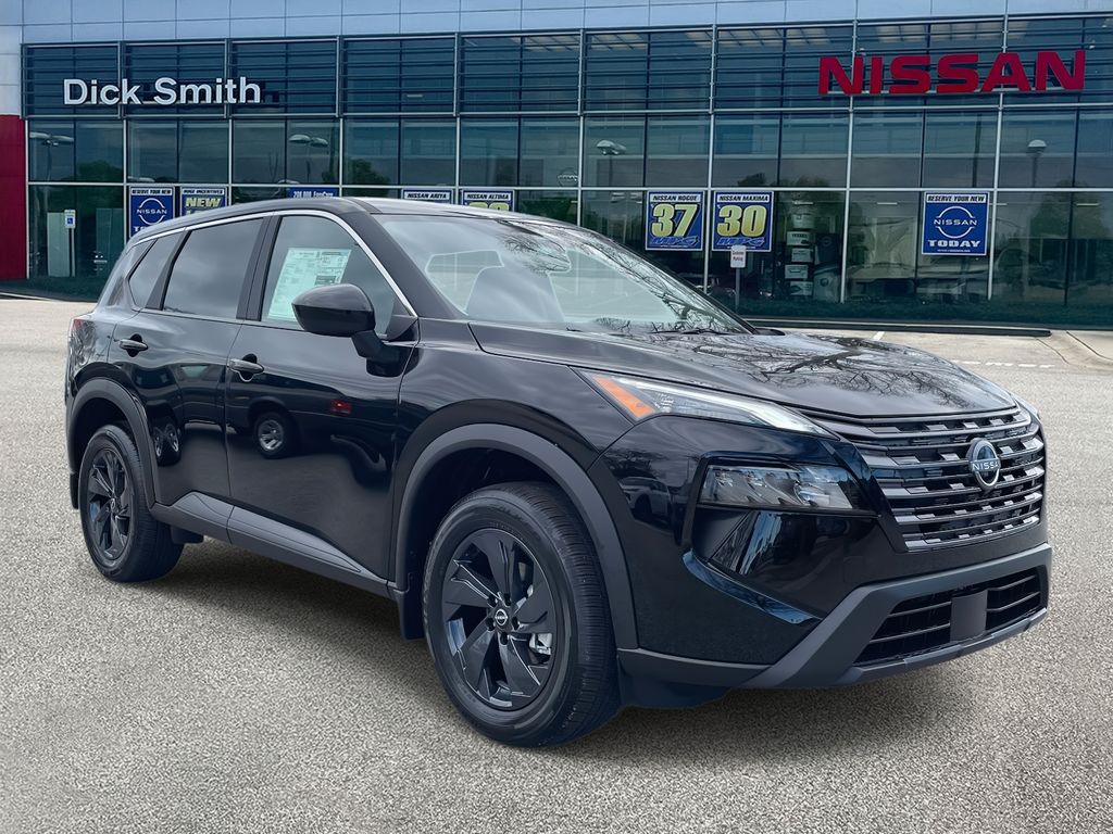 2026 Nissan Rogue SV's photo