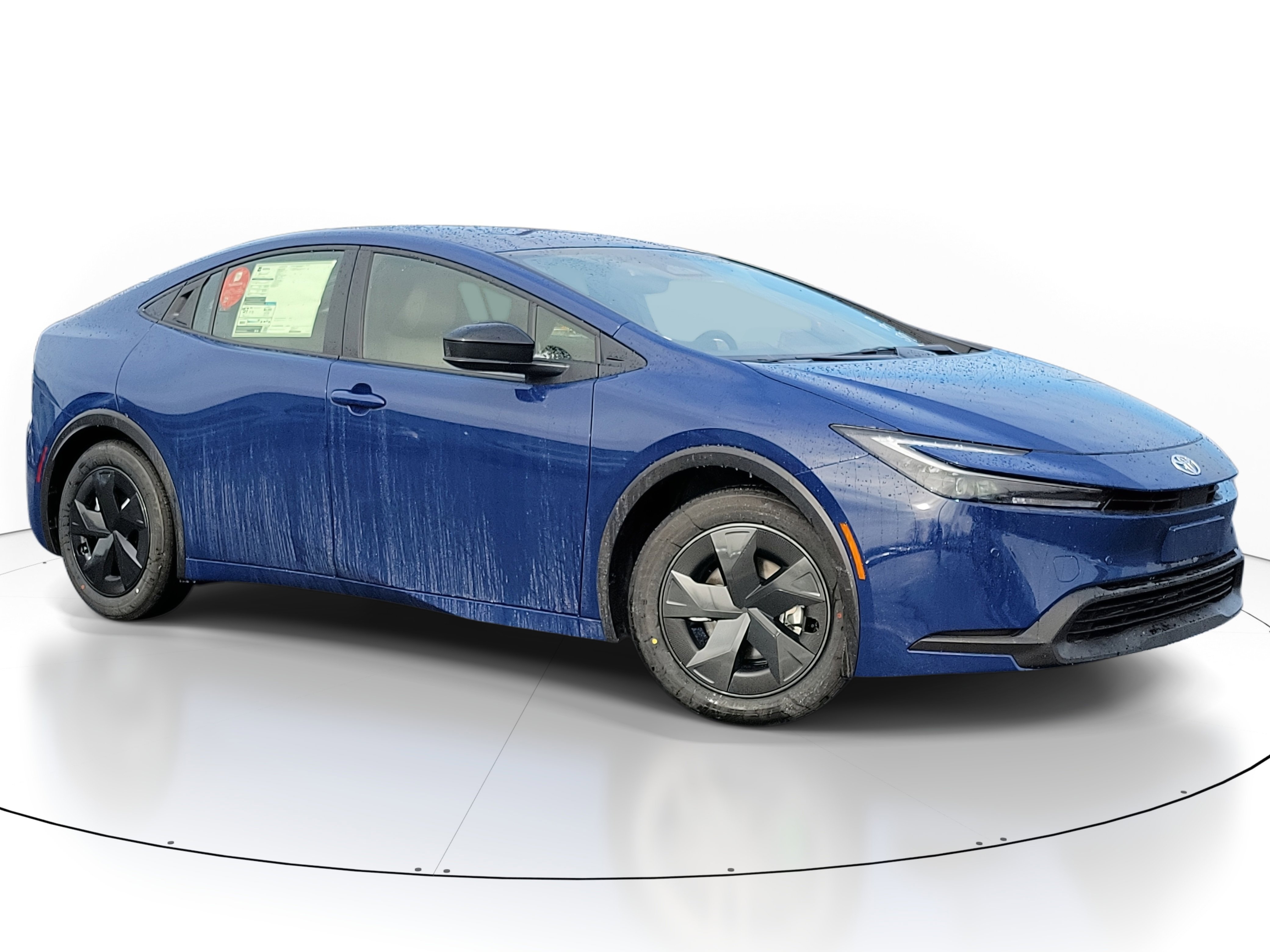 2026 Toyota Prius LE's photo