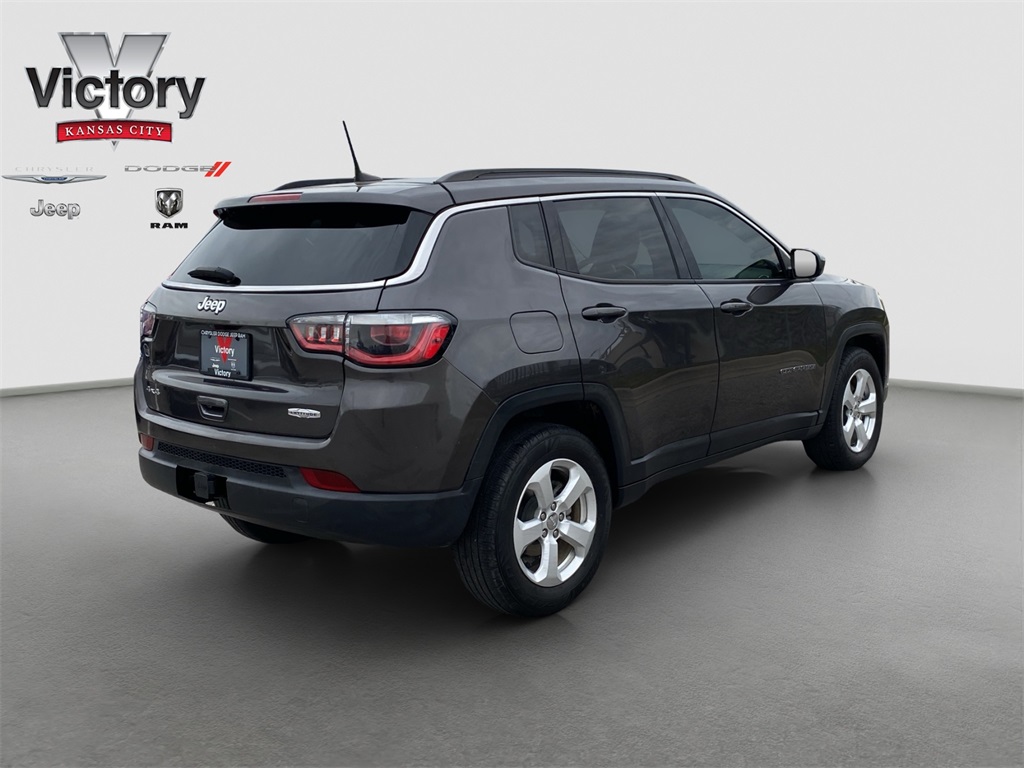 2021 Jeep Compass Latitude photo 4