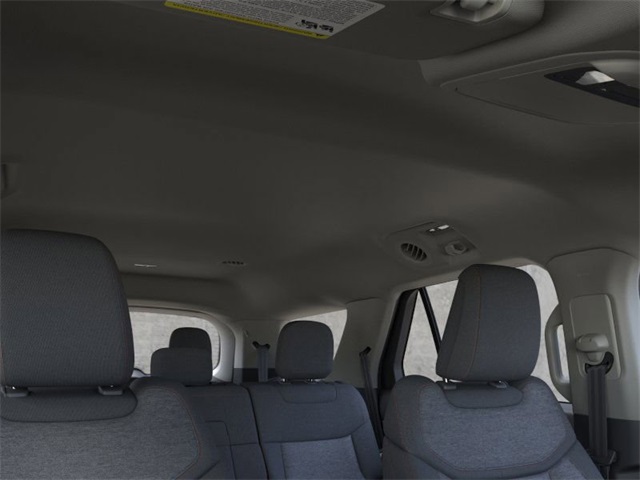 2025 Ford Explorer photo 16