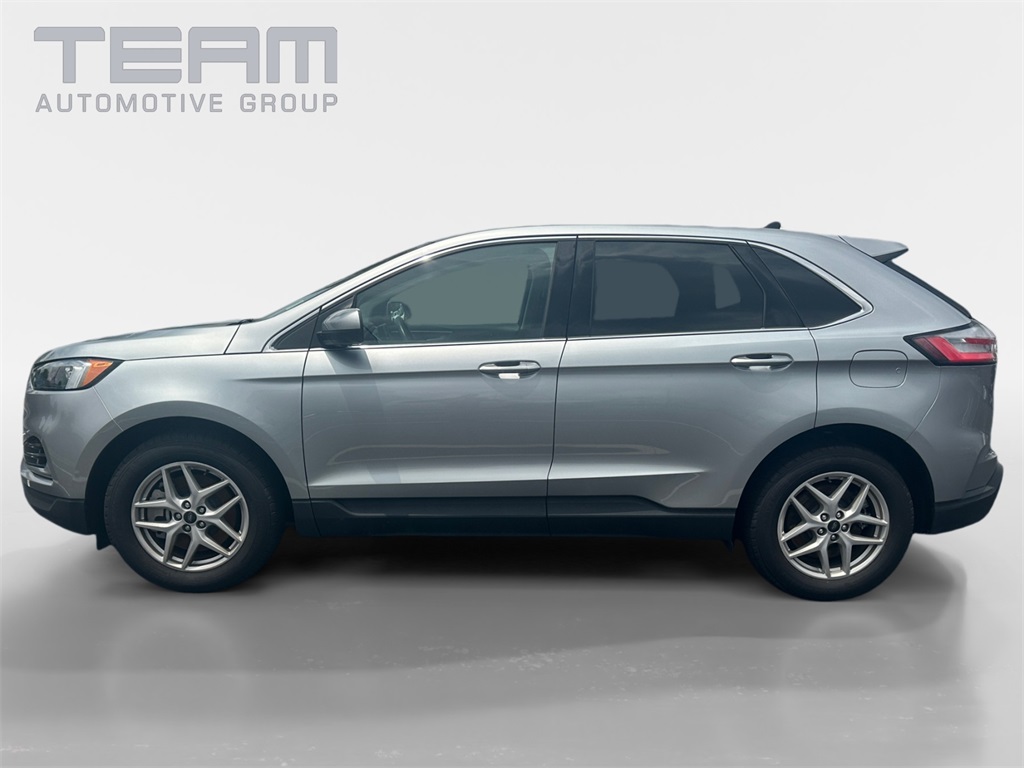 2024 Ford Edge SEL photo 4