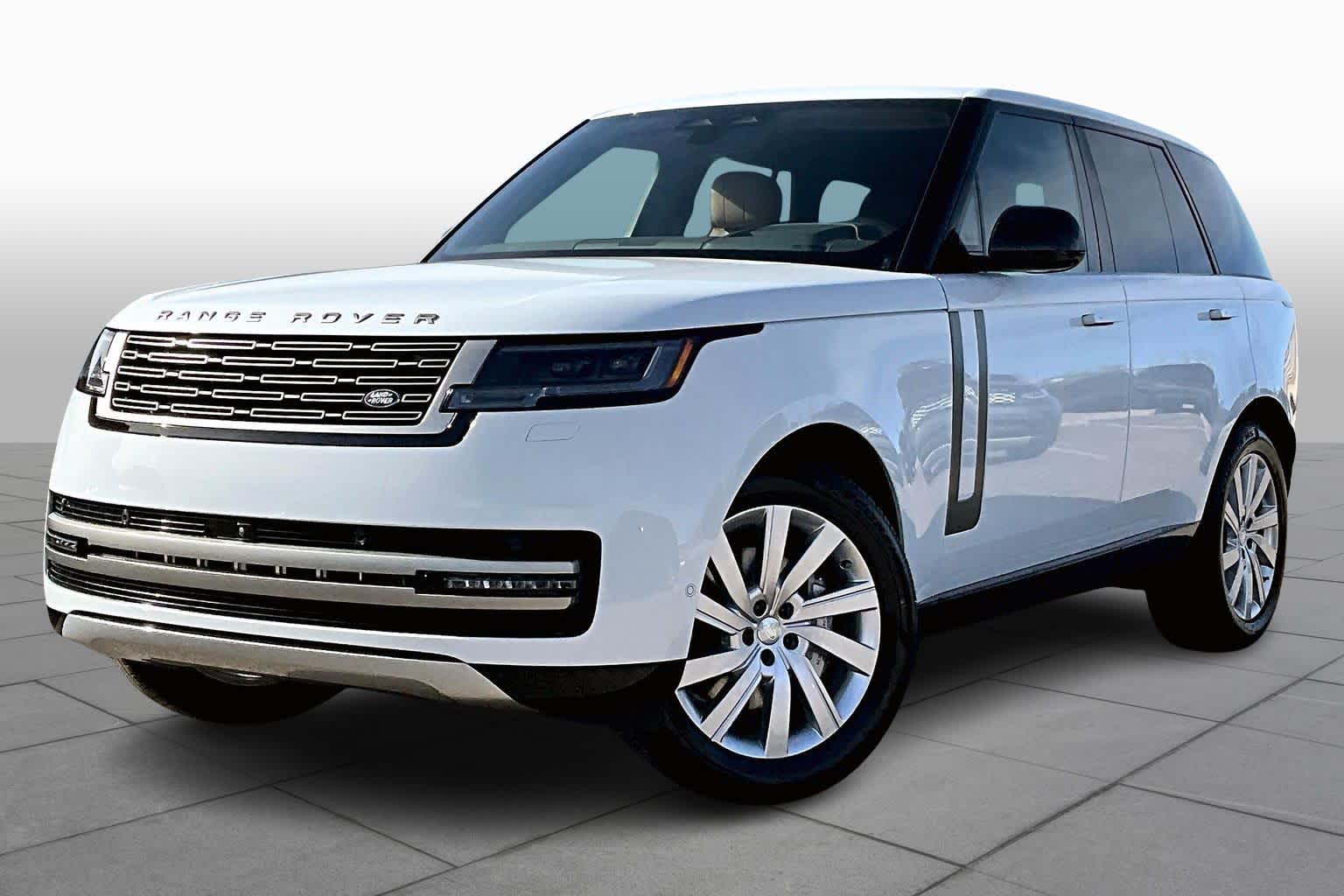 2025 Land Rover Range Rover SE's photo