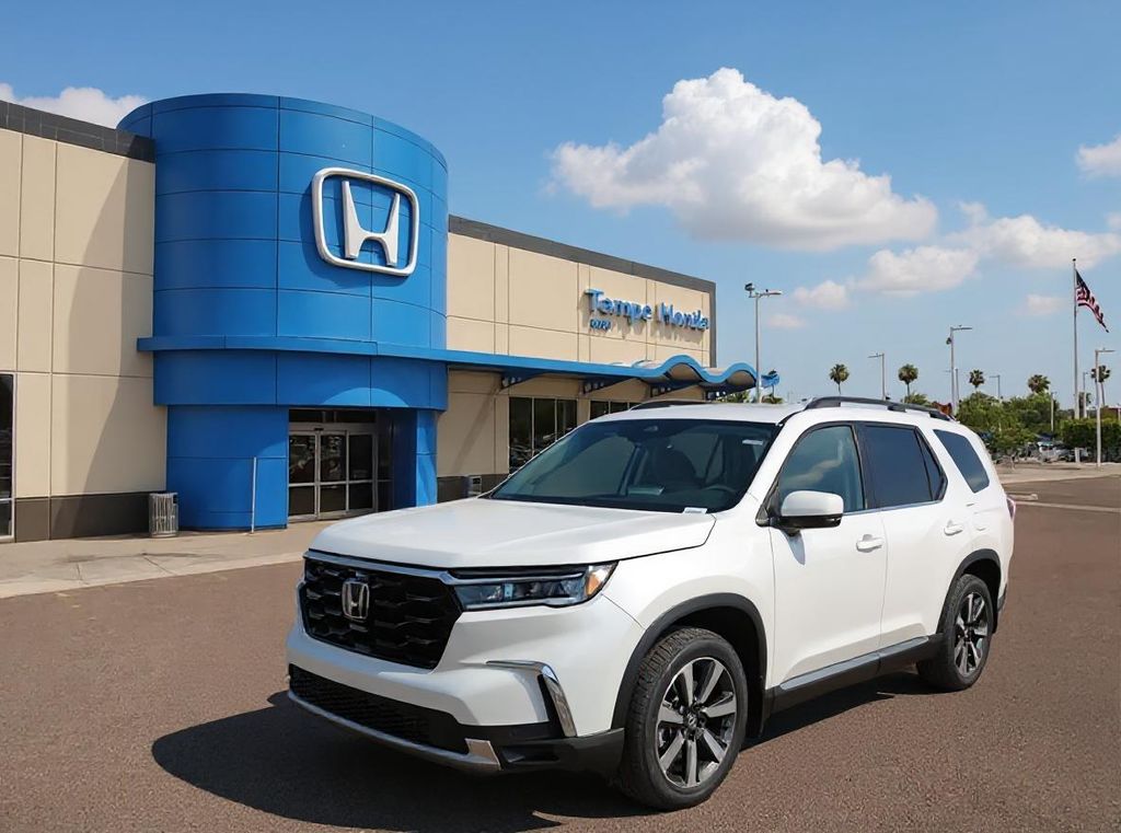 2025 Honda Pilot Touring's photo