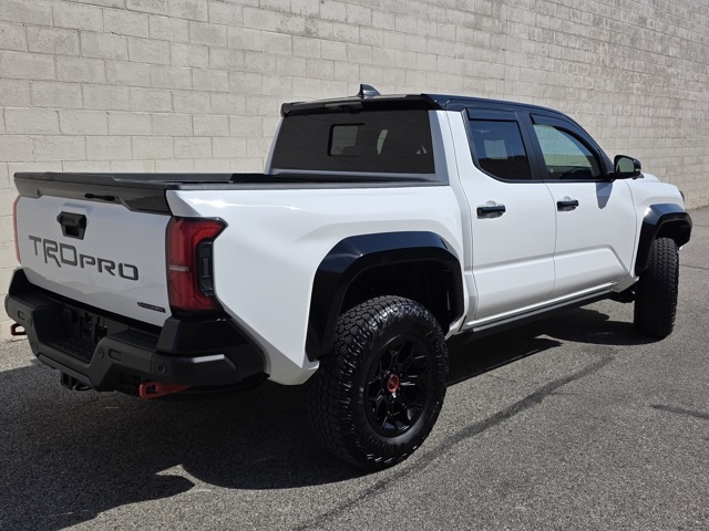 2025 Toyota Tacoma TRD Pro 4x4 photo 5