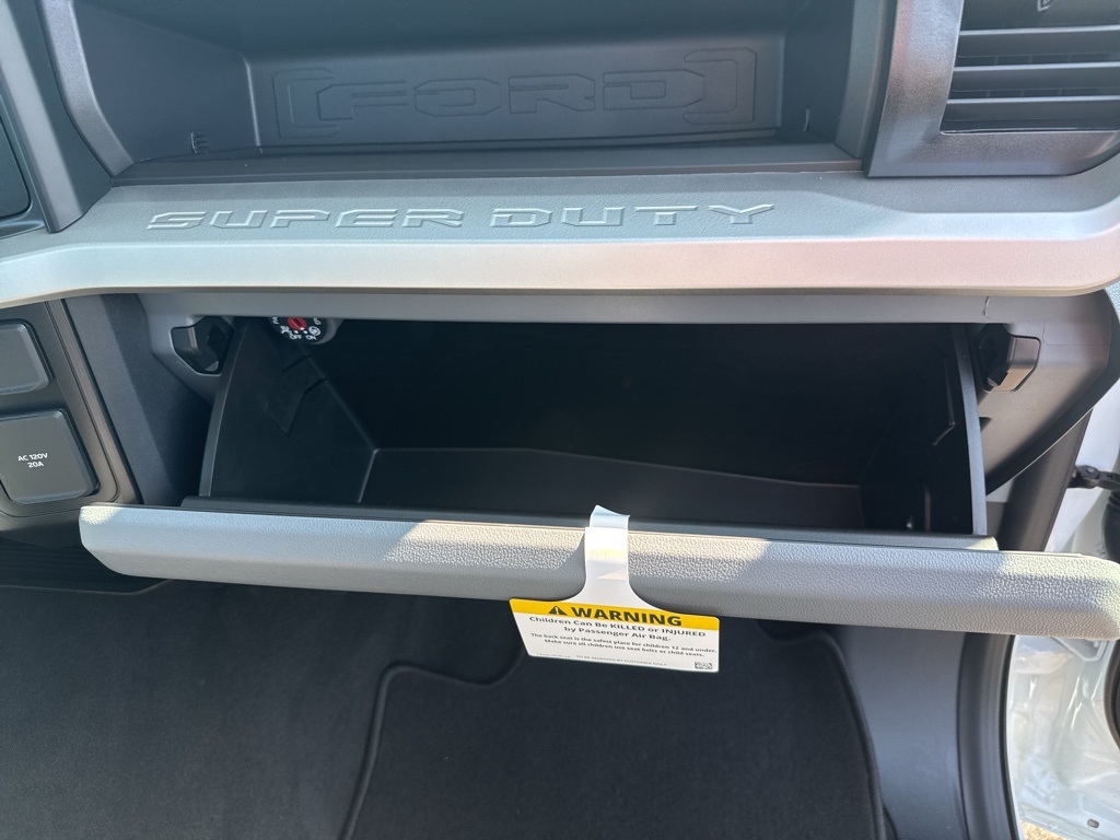 2025 Ford F-350 XL photo 33