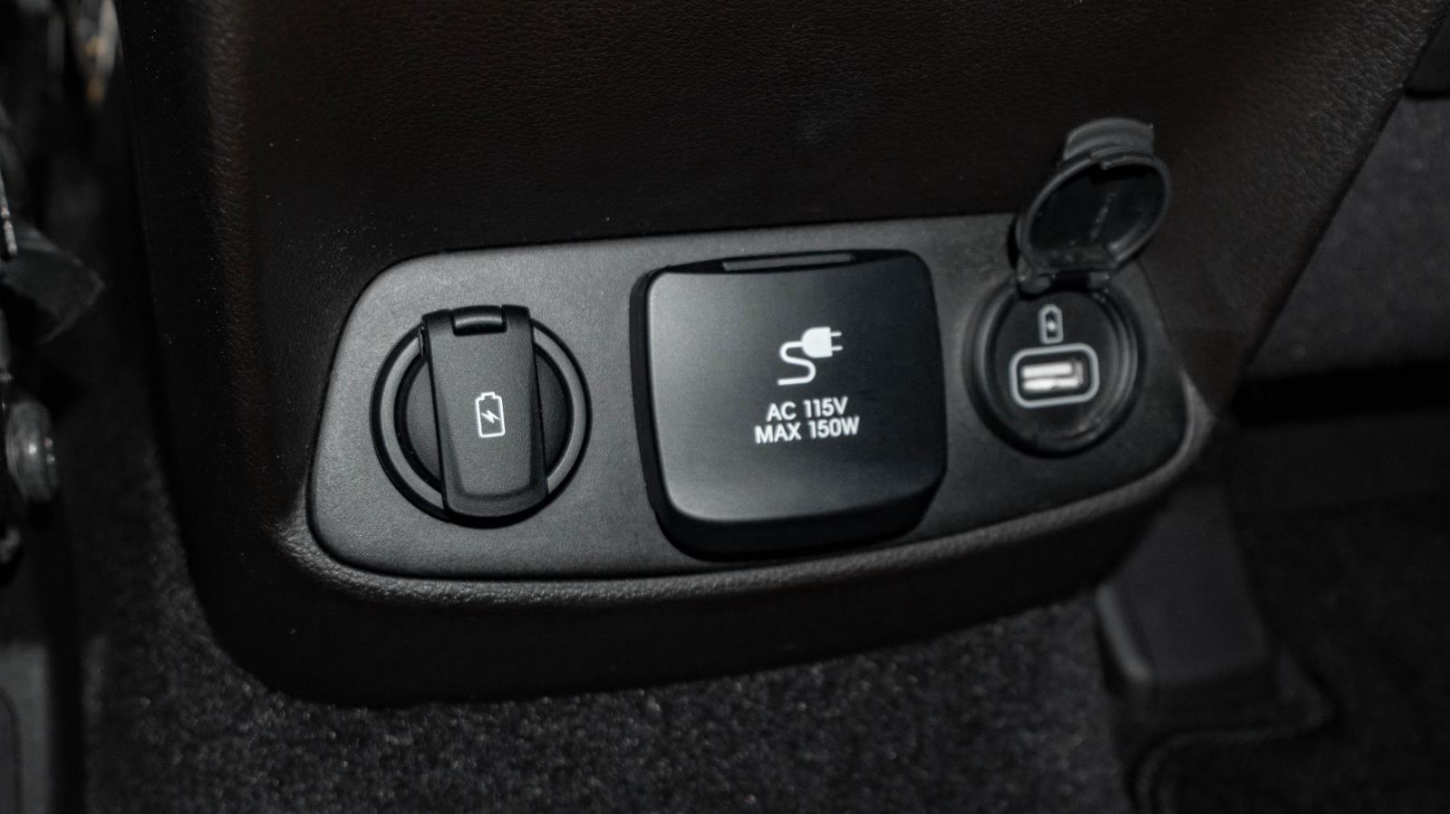 2019 Hyundai Santa Fe Ultimate photo 9