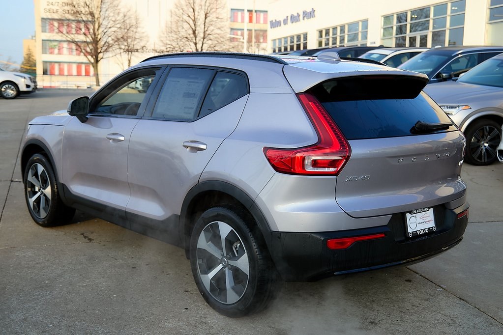 2026 VOLVO XC40 - Image 6