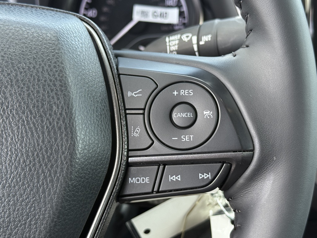 2024 Toyota Camry SE photo 23