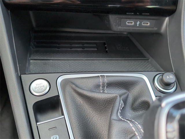 2025 Volkswagen Jetta 1.5T SEL photo 24