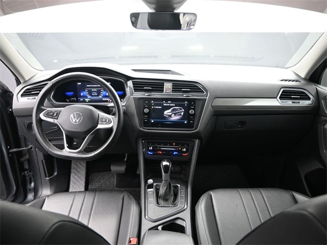 2022 Volkswagen Tiguan SE photo 11