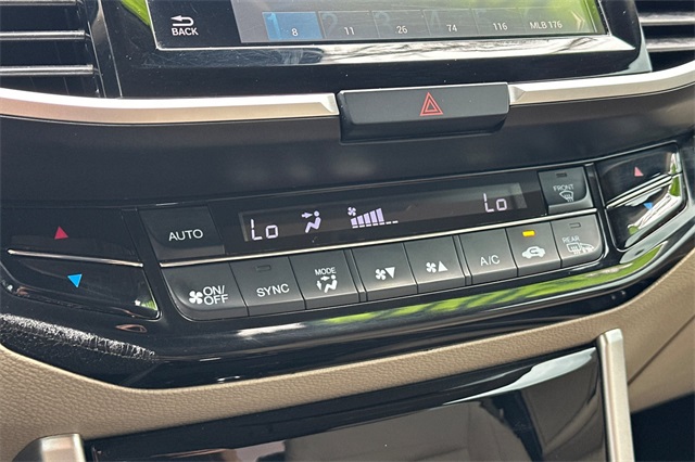 2016 Honda Accord EX-L V6 photo 23