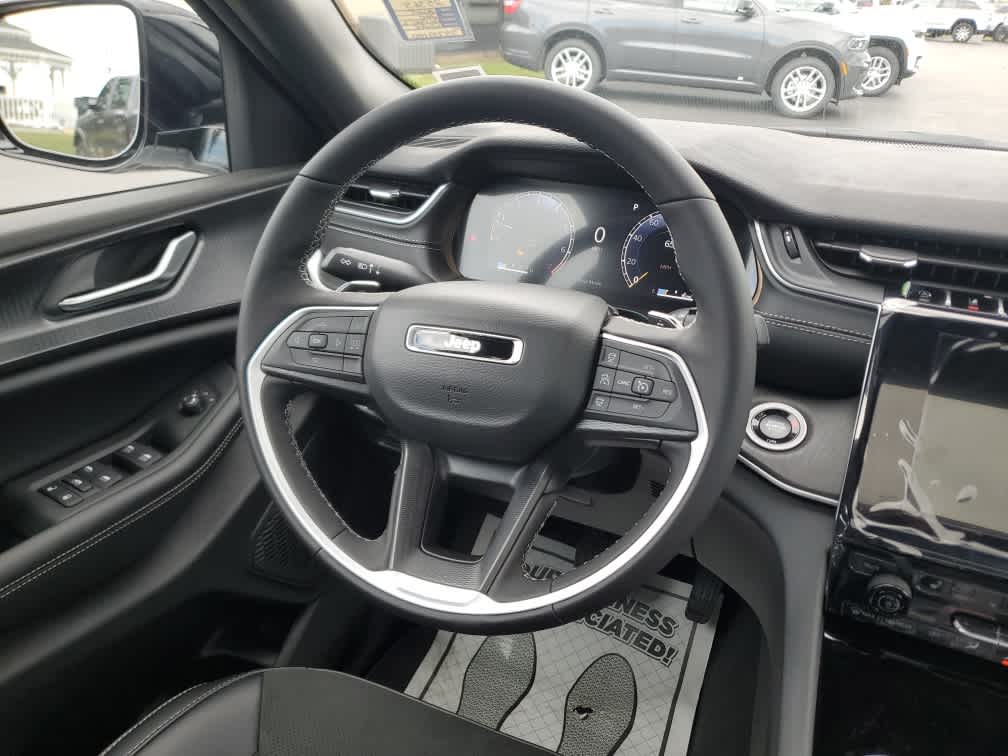 2025 Jeep Grand Cherokee Altitude X photo 18